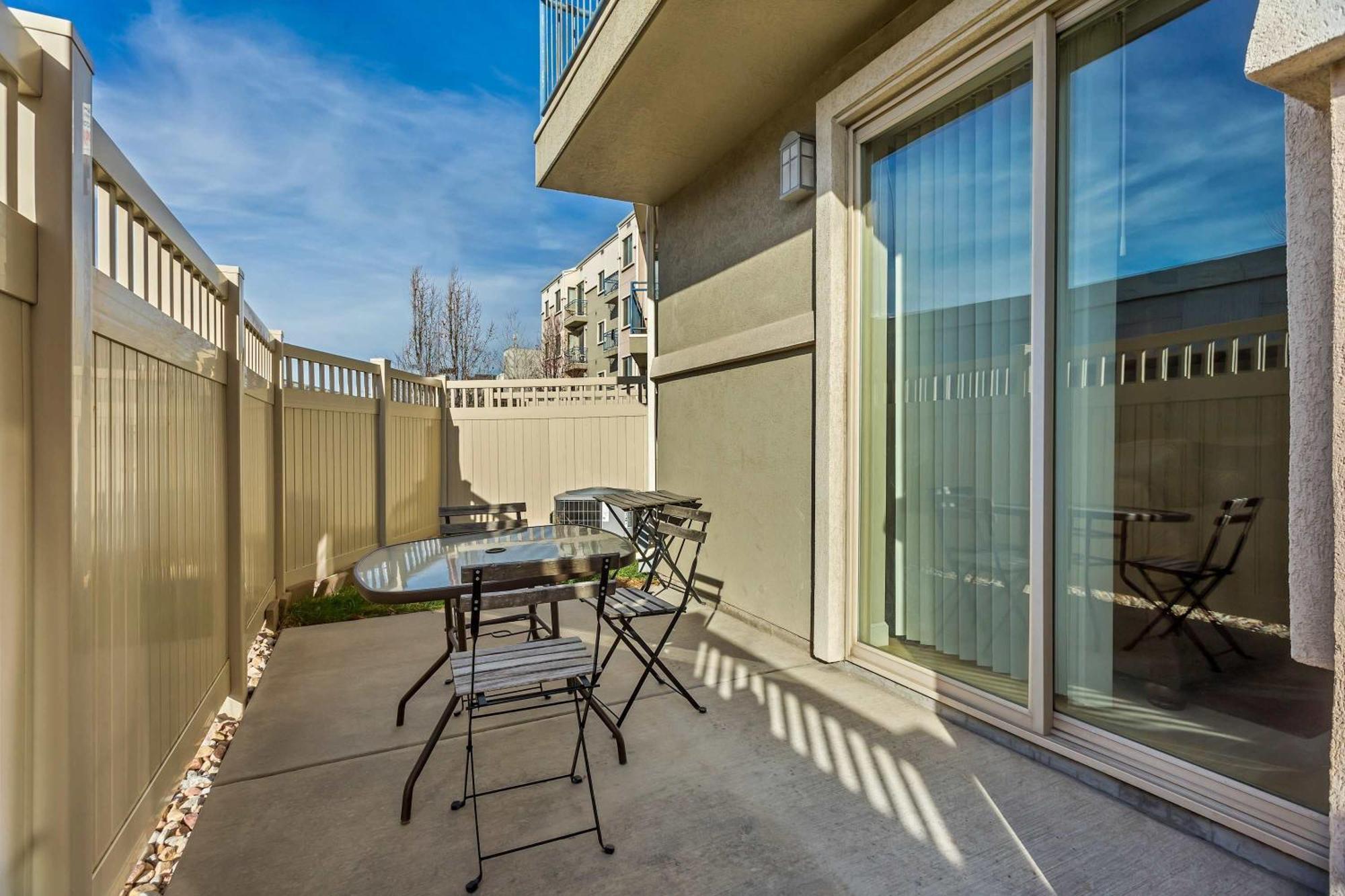 Downtown Condo Near Convention Center 솔트레이크시티 외부 사진